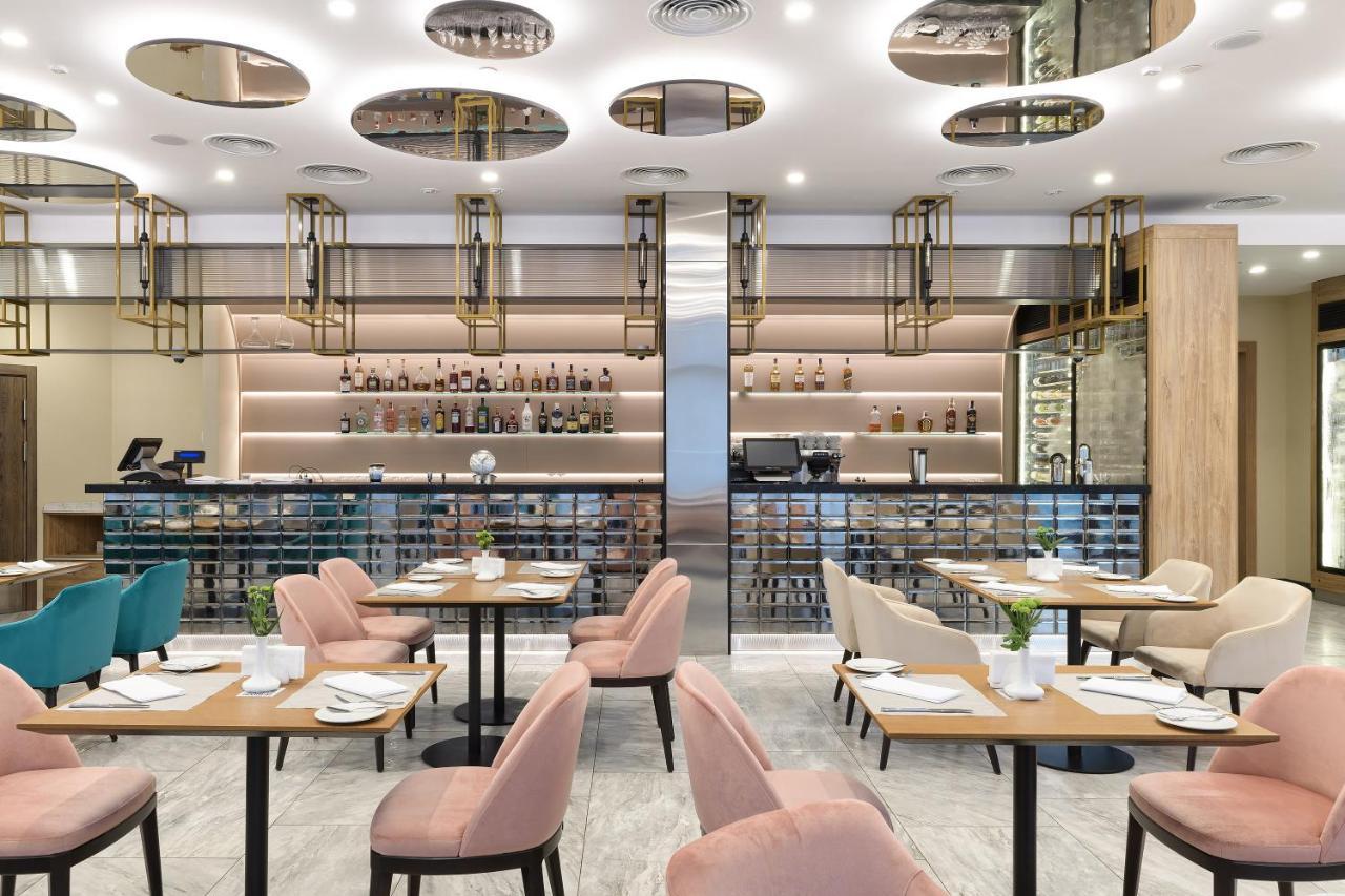 Premier Hotel 敖德萨 外观 照片 The interior of the restaurant