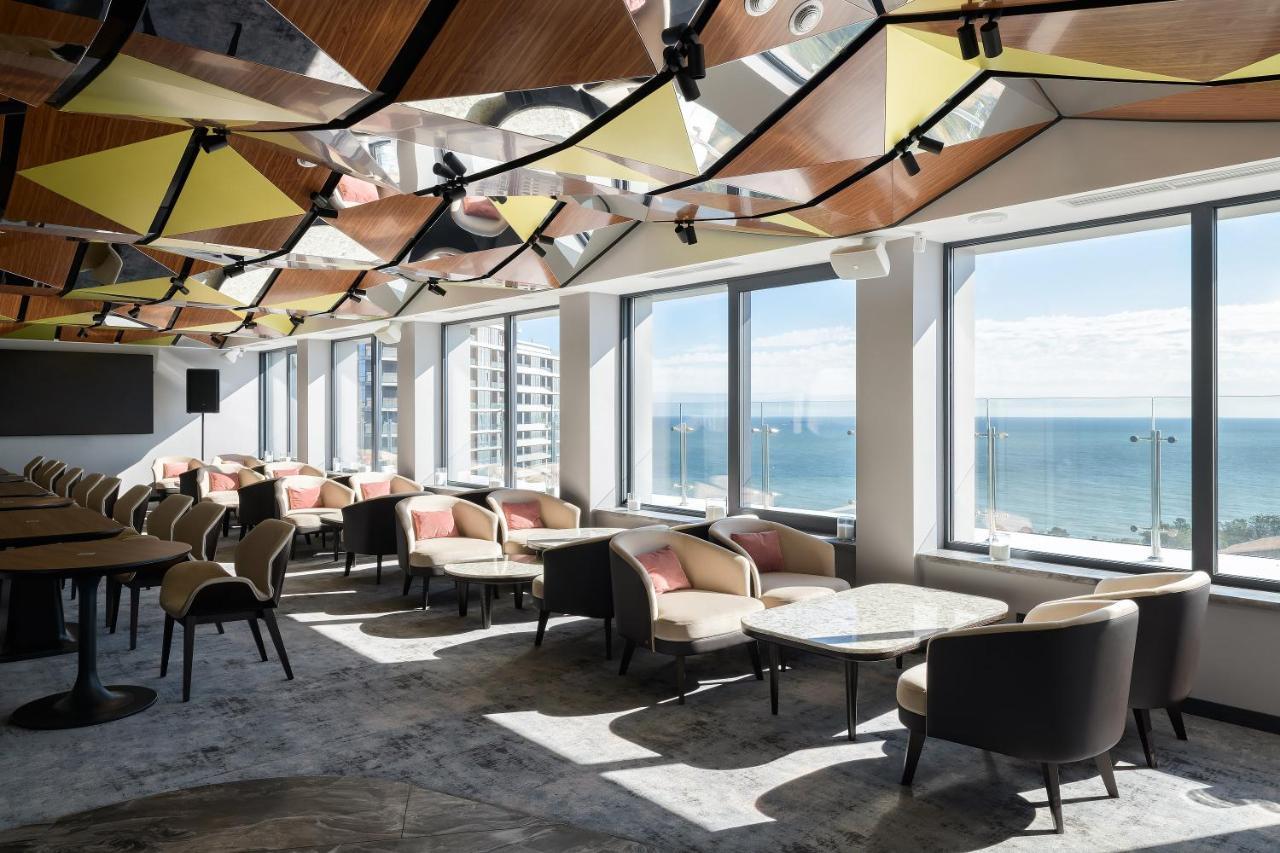 Premier Hotel 敖德萨 外观 照片 The Club at Brisbane International Airport