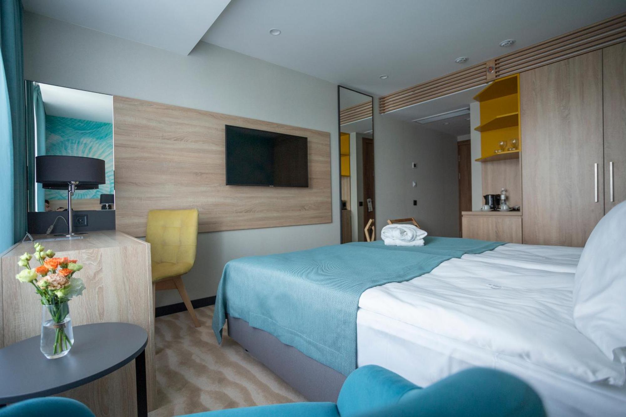 Premier Hotel 敖德萨 客房 照片 A room at the hotel